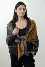 Load image into Gallery viewer, Yoko Fashion Zelda 12 Scarf
