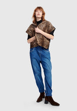 Load image into Gallery viewer, Alembika Weekend Boyfriend Jean AP621D - Denim
