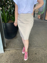 Load image into Gallery viewer, Up! 22 Inch Printed Skirt 70437SUP - Linen
