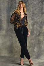 Load image into Gallery viewer, Johnny Was The Audrey Shirt with Shirt Tail Hem - C13725-9
