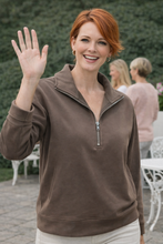 Load image into Gallery viewer, Maglia Oasis Zip Jacket Latte 699.450L - Latte
