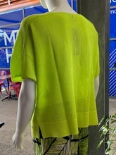 Load image into Gallery viewer, Faber Woman Lemon Green Net Pullover
