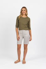 Load image into Gallery viewer, Vassalli Slim Leg Short - Khaki Stripe
